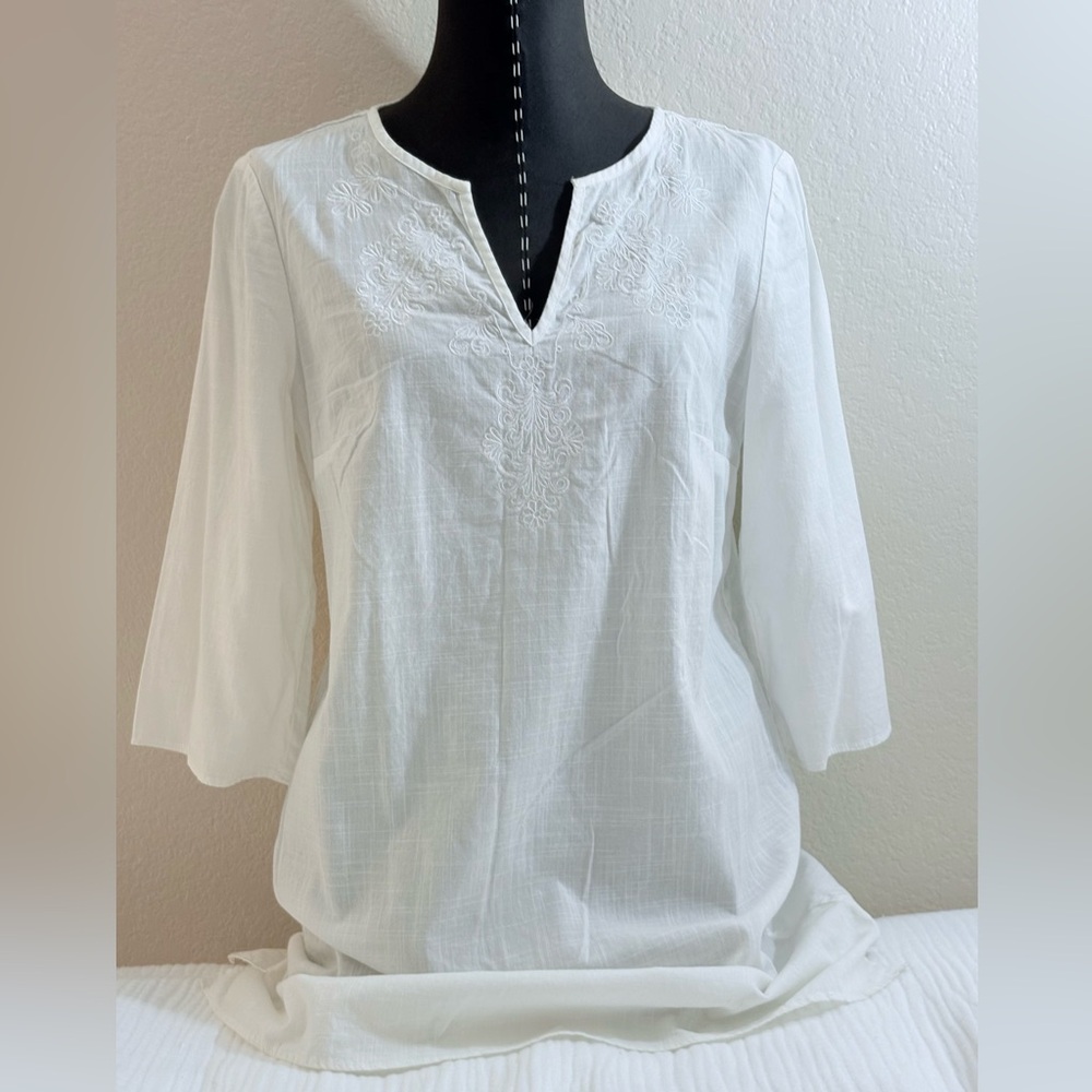 LILLY PULITZER EMBROIDERED WHITE SIZE SMALL TUNIC WOMENS EUC SEE PICS
